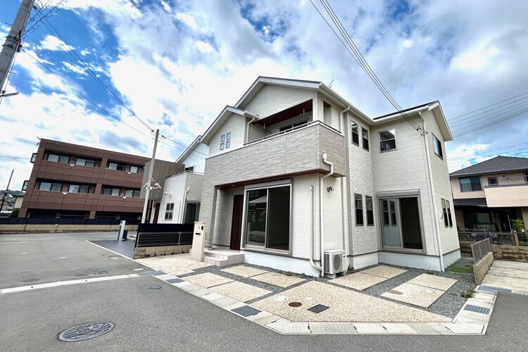 曽根町中古住宅